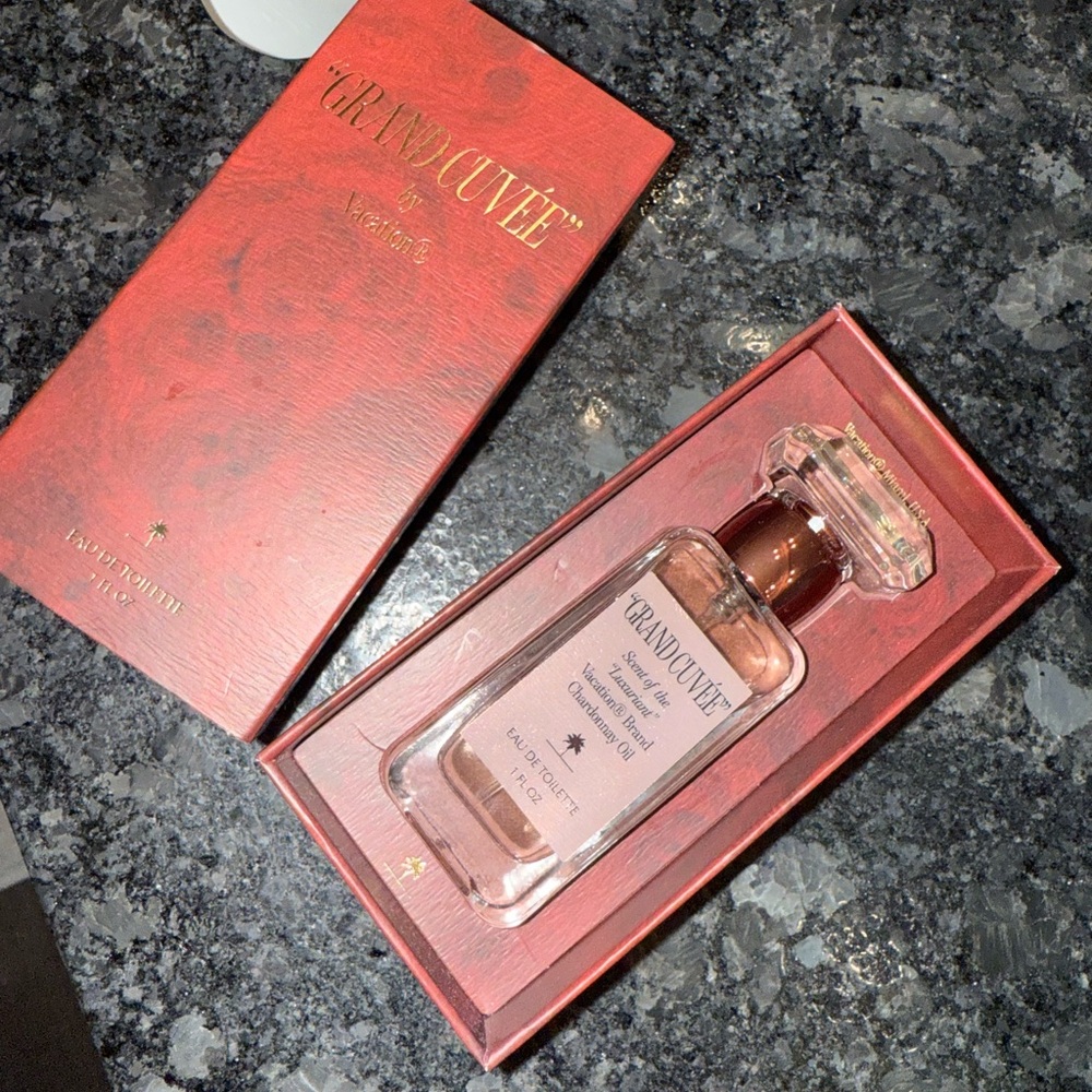 VACATION Grand Cuvée Eau de Toilette - Picture 3 of 6